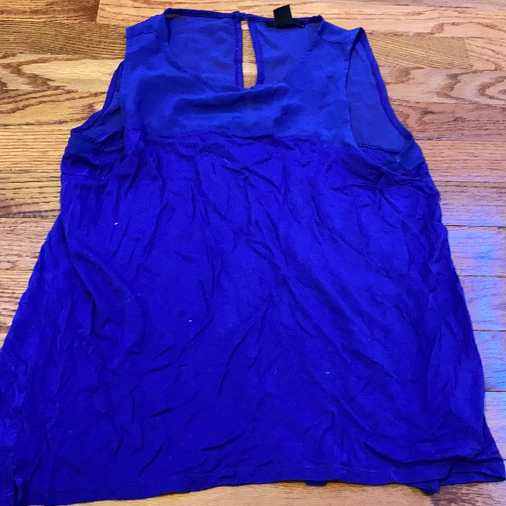navy blue , tank top